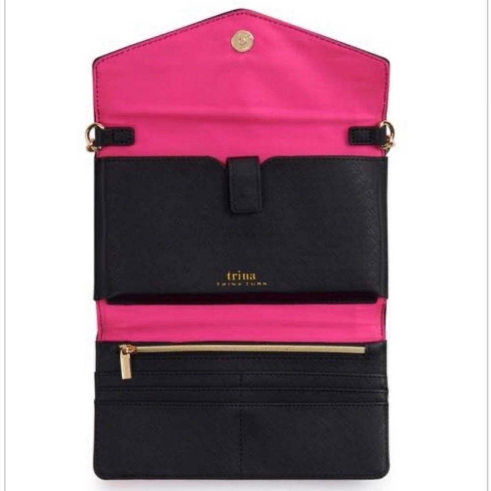 NWT Trina Turk Trifold Crossbody Chain Geo Wallet